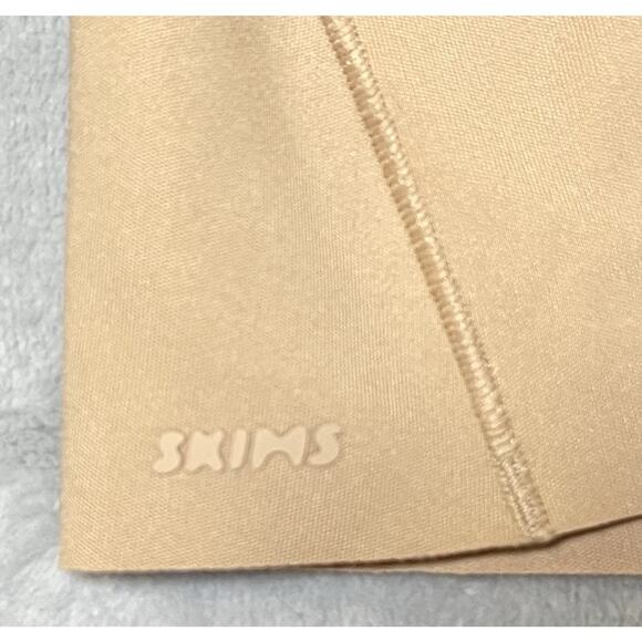 SKIMS 2X Ultimate Body Push Up Butt Enhancing Mid-Thigh Bodysuit Clay NEW NWT - Picture 7 of 10